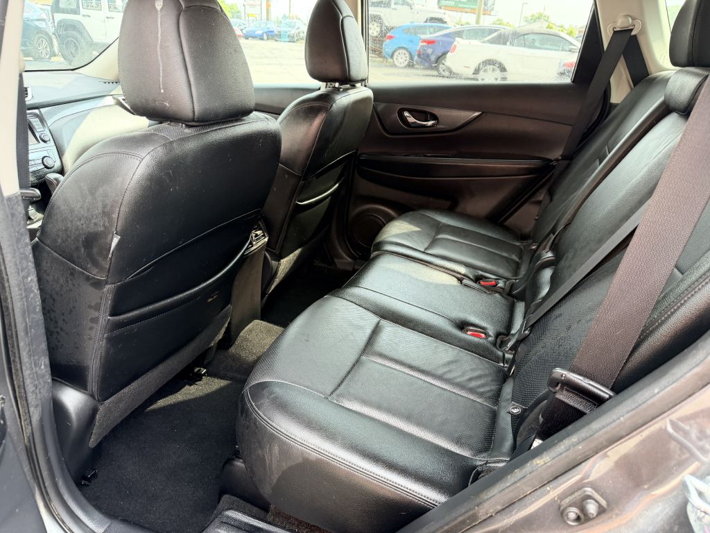Photo 6 of this NISSAN ROGUE