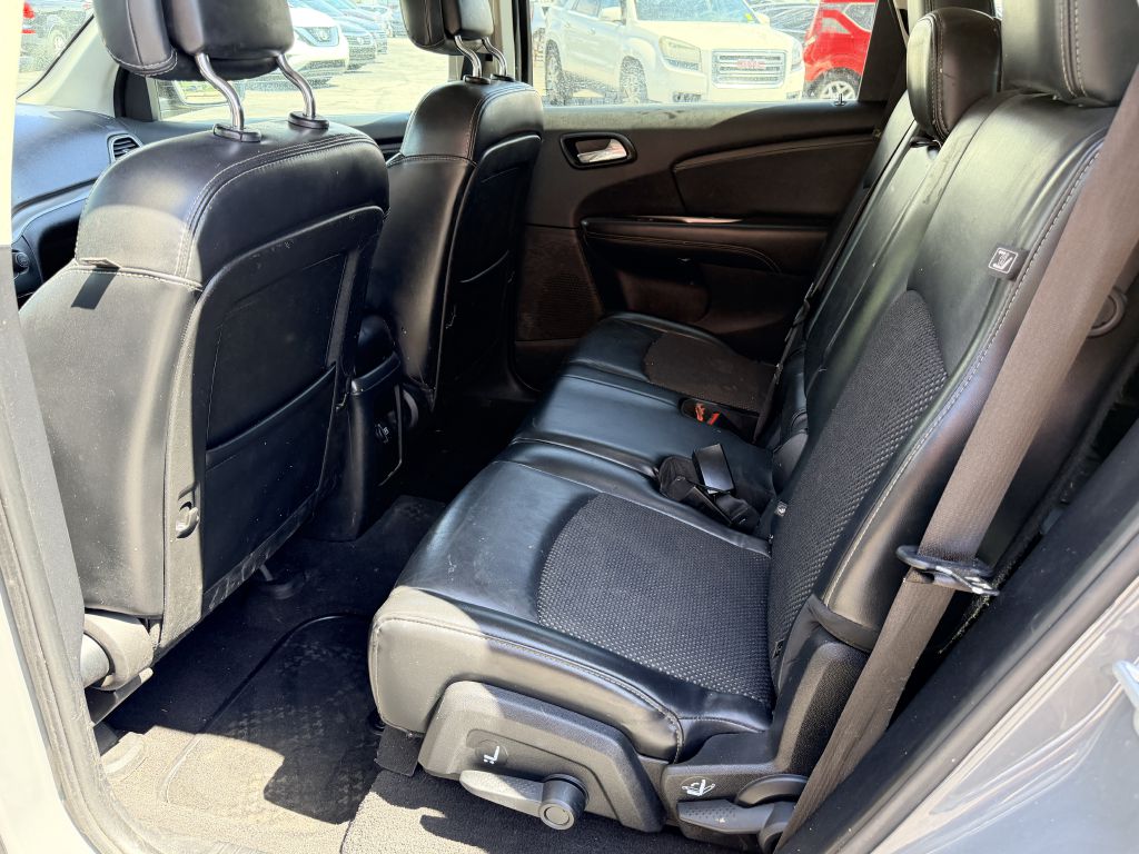 Photo 7 of this DODGE JOURNEY