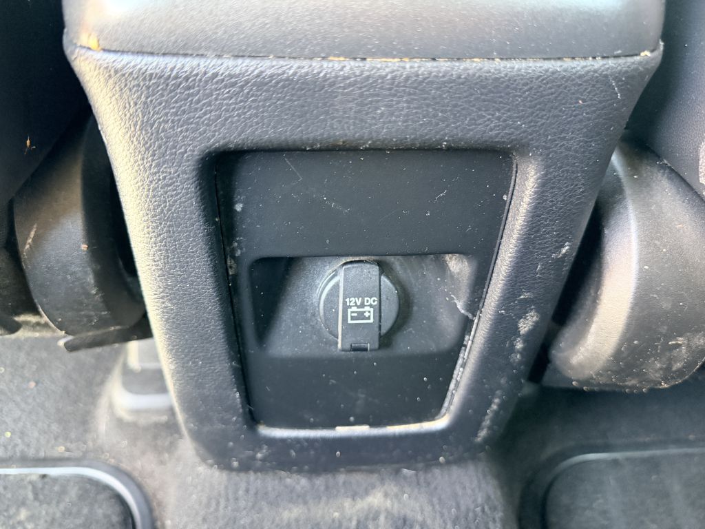 Photo 8 of this DODGE JOURNEY