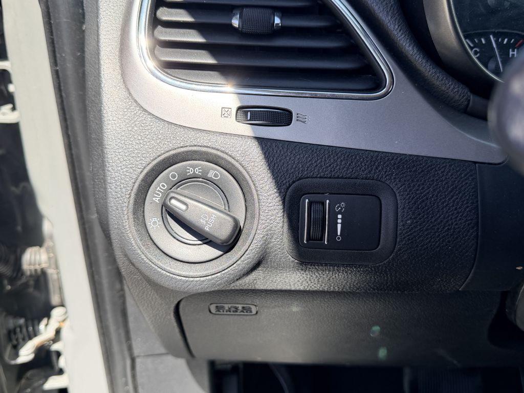 Photo 16 of this DODGE JOURNEY