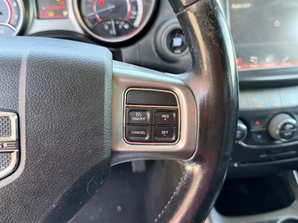 Photo 18 of this DODGE JOURNEY