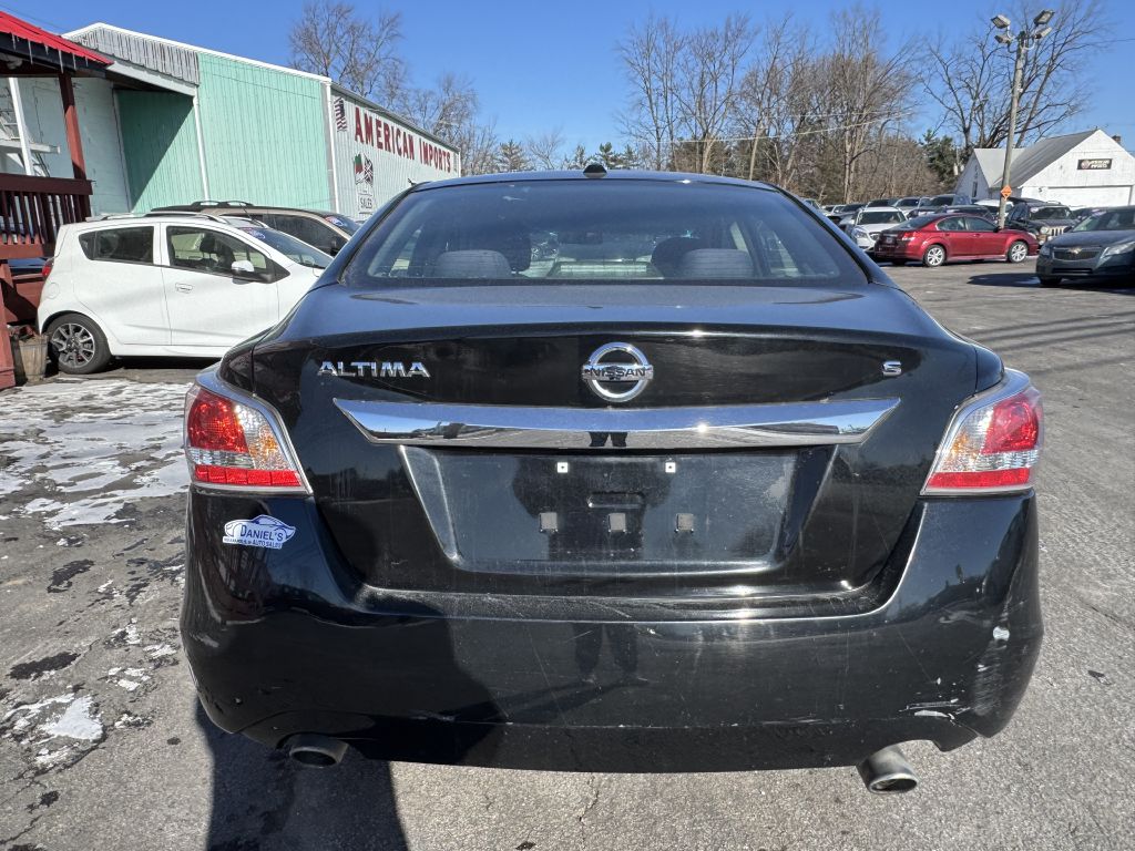 Photo 4 of this NISSAN ALTIMA