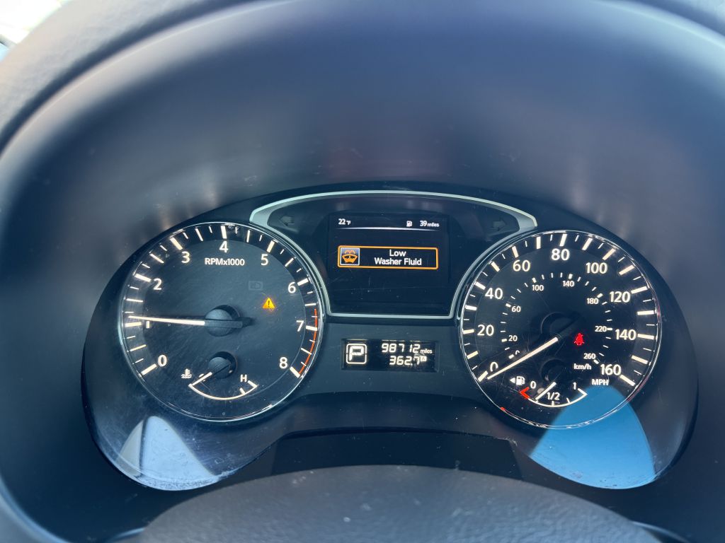 Photo 16 of this NISSAN ALTIMA