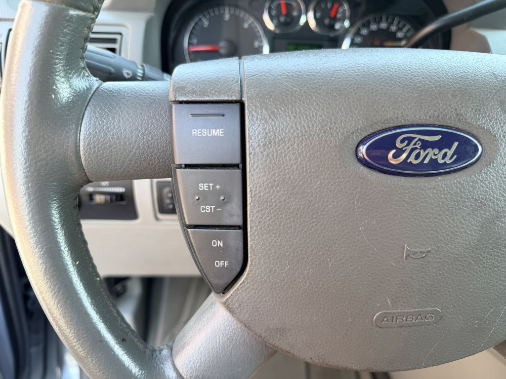 Photo 15 of this FORD FREESTAR