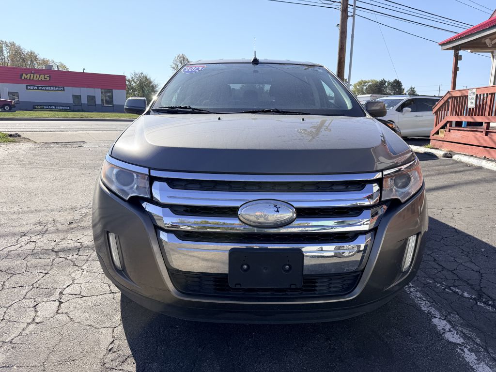 Photo 2 of this FORD EDGE