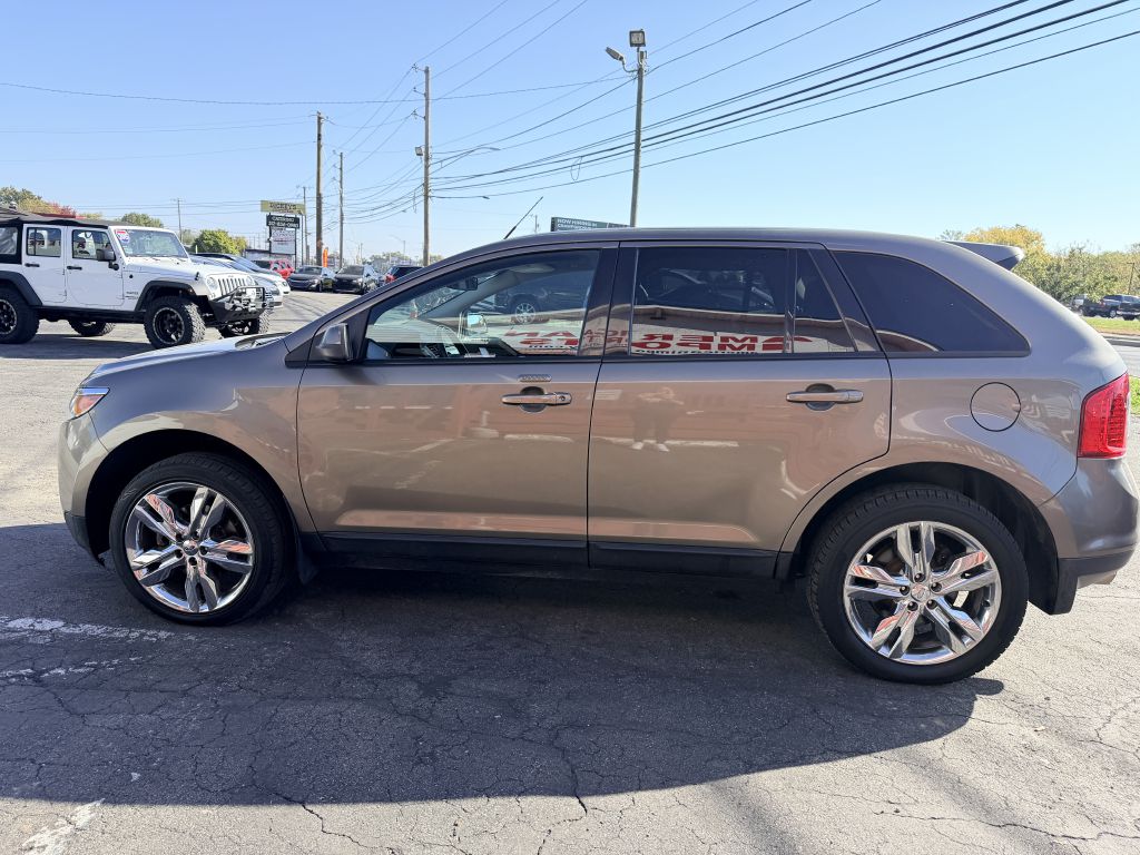 Photo 3 of this FORD EDGE