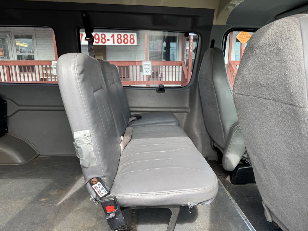 Photo 10 of this FORD ECONOLINE