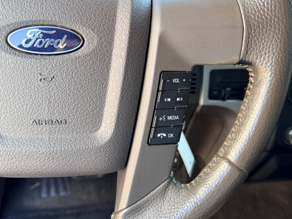 Photo 18 of this FORD F-150