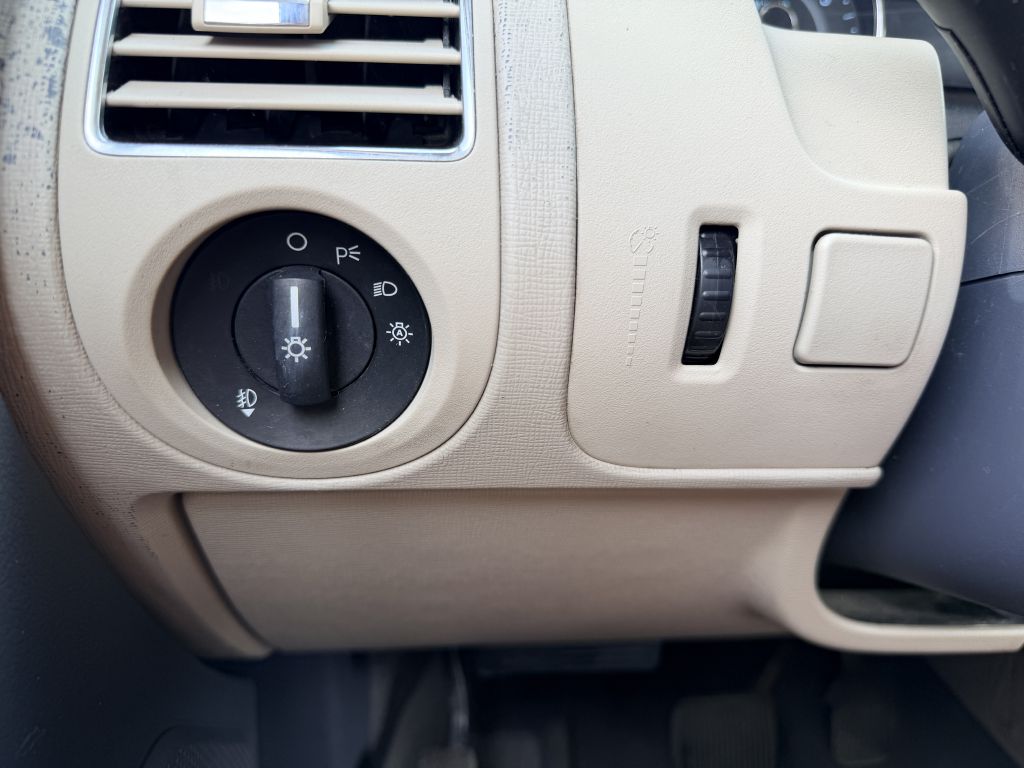 Photo 15 of this FORD FLEX