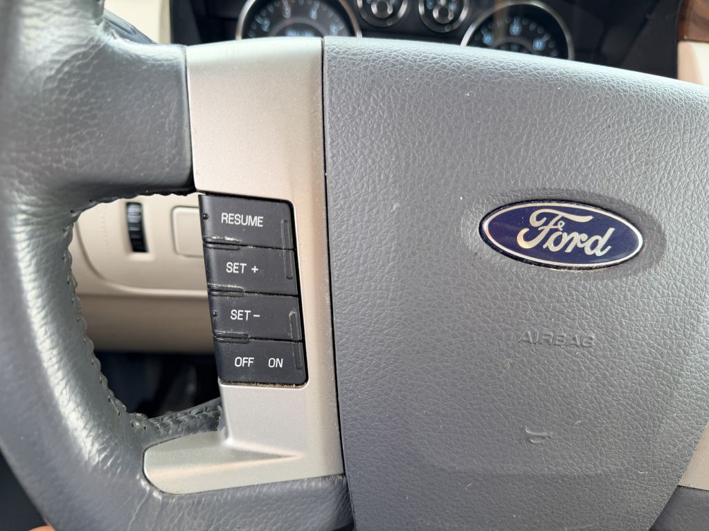 Photo 16 of this FORD FLEX