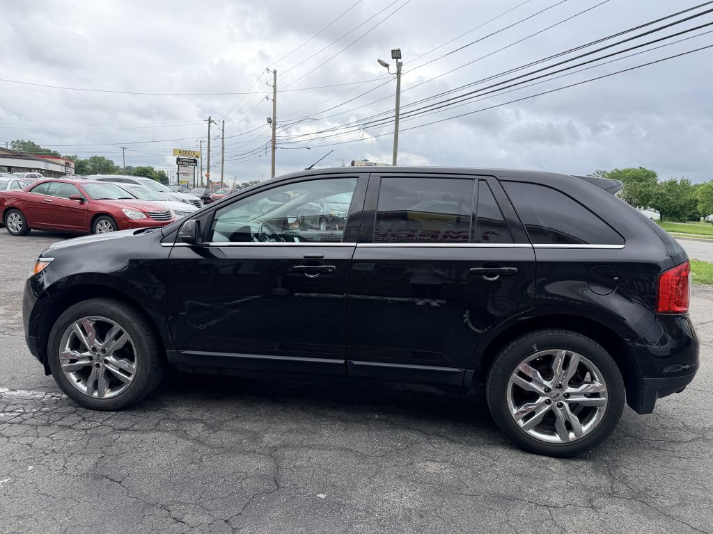Photo 3 of this FORD EDGE