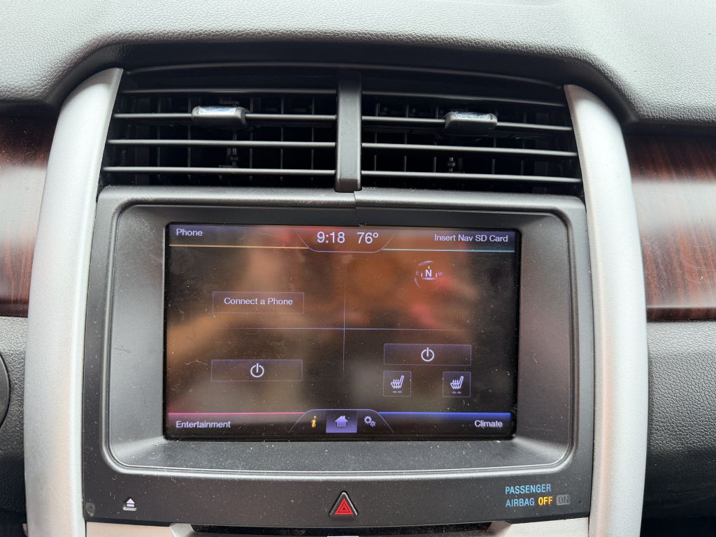 Photo 17 of this FORD EDGE