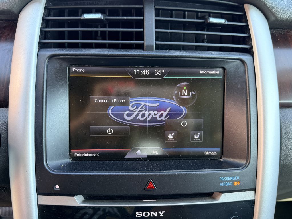 Photo 17 of this FORD EDGE