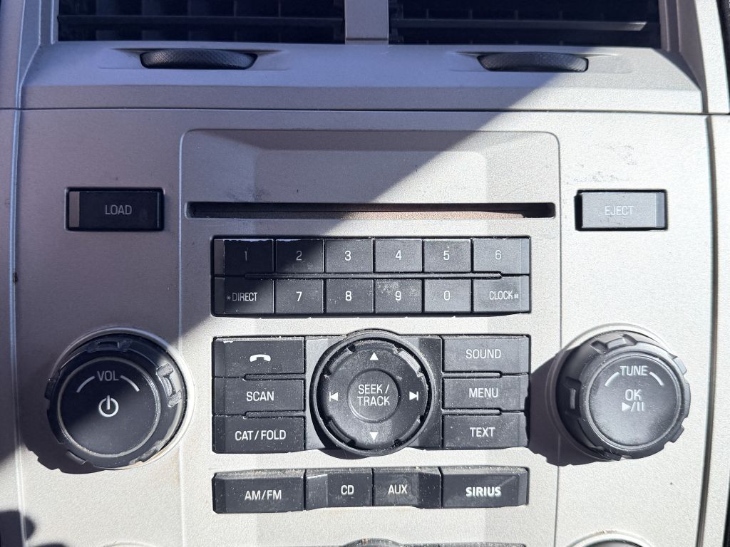 Photo 19 of this FORD ESCAPE