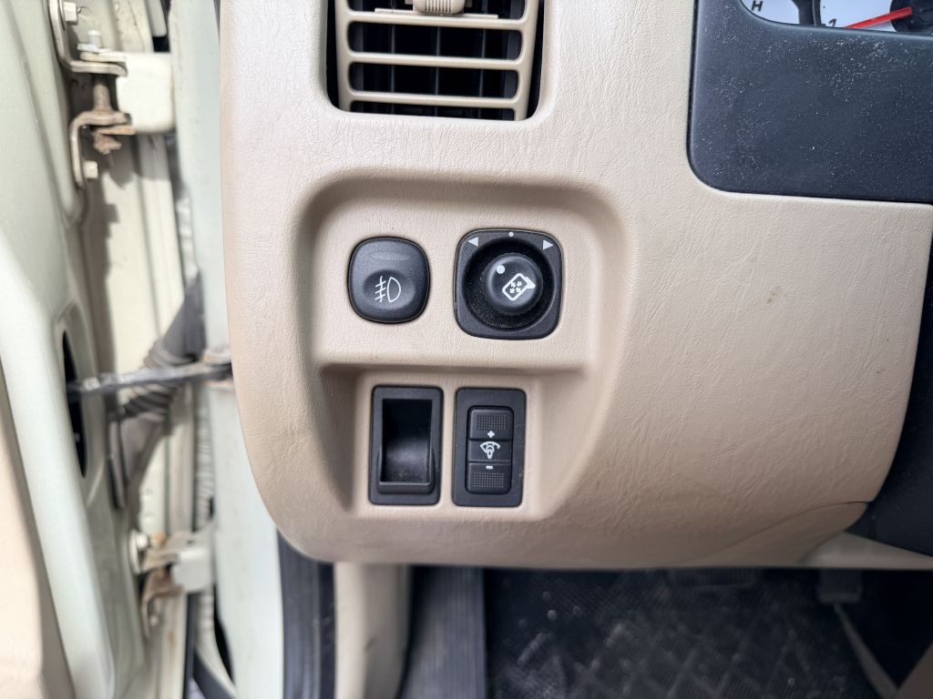 Photo 13 of this FORD ESCAPE