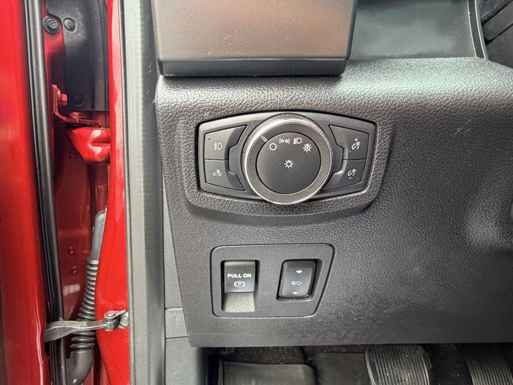 Photo 13 of this FORD F-150