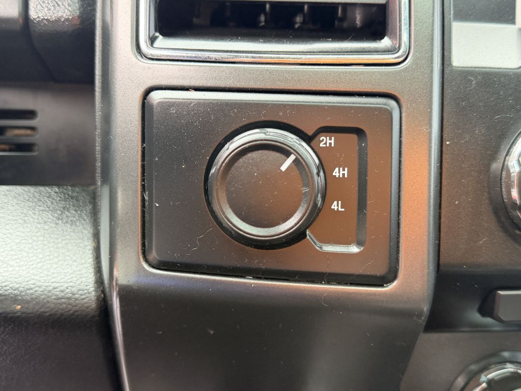 Photo 17 of this FORD F-150