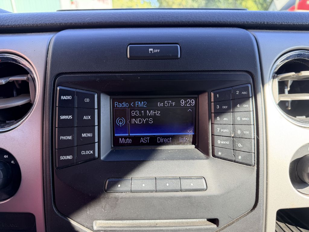 Photo 21 of this FORD F-150