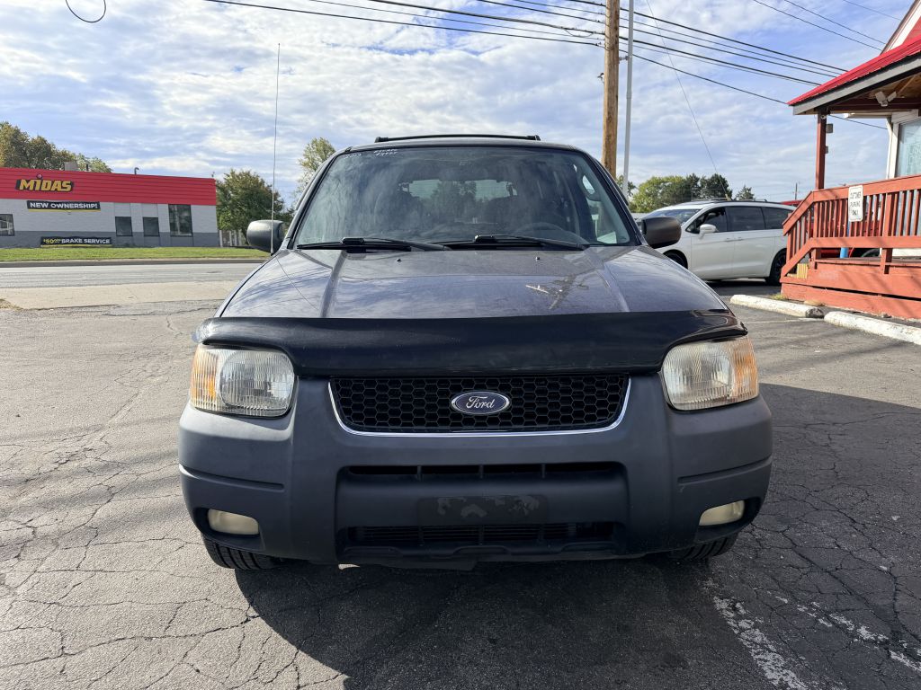 Photo 2 of this FORD ESCAPE