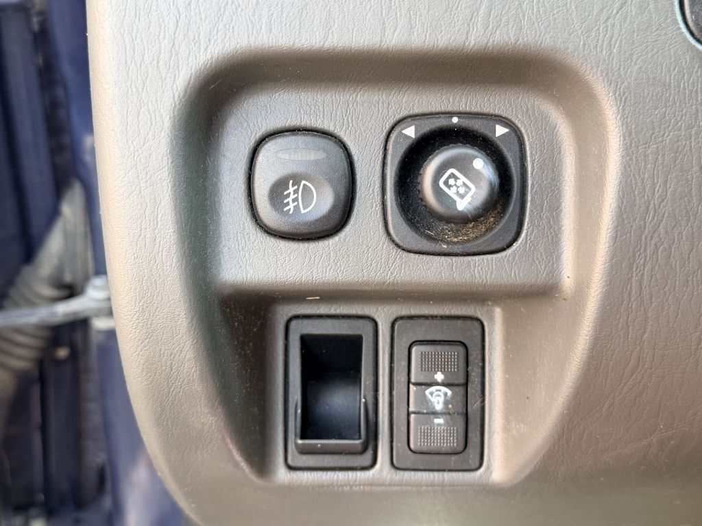 Photo 12 of this FORD ESCAPE