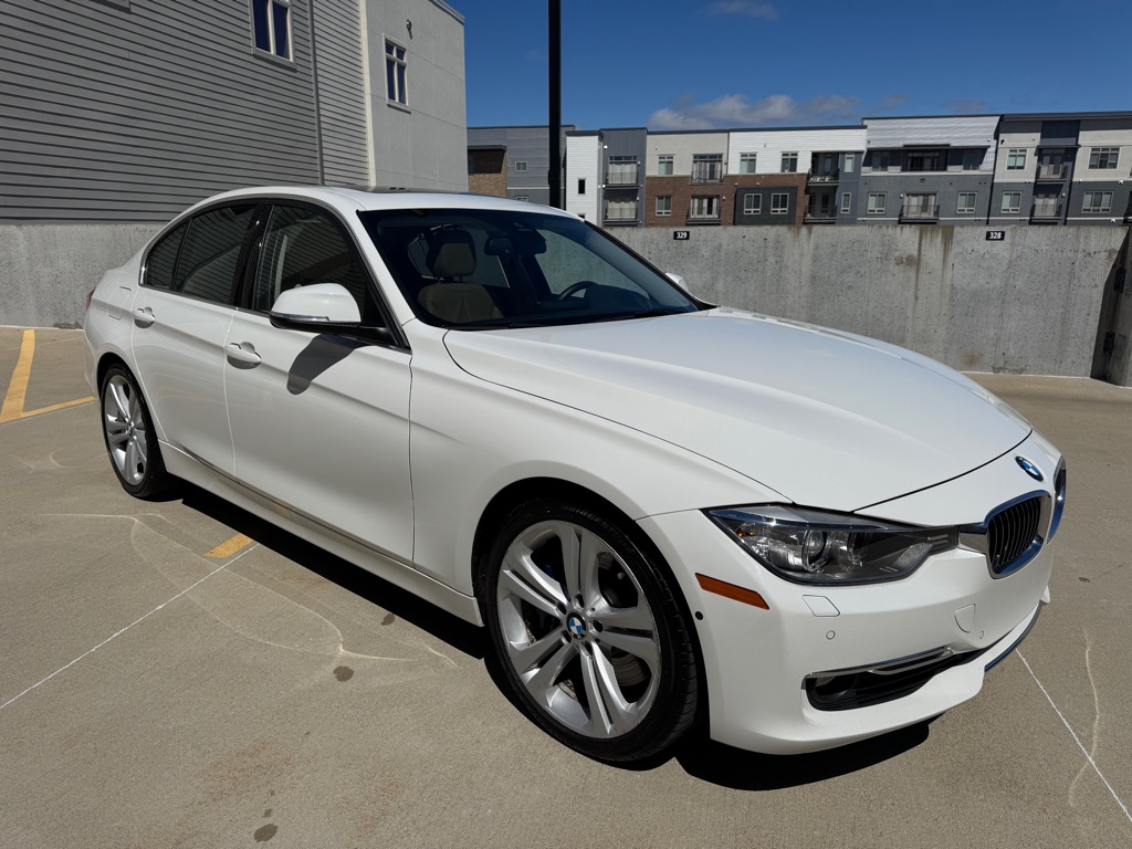 White 2014 BMW 3 Series 335i Sedan RWD Sedan Rear-Wheel Drive Automatic