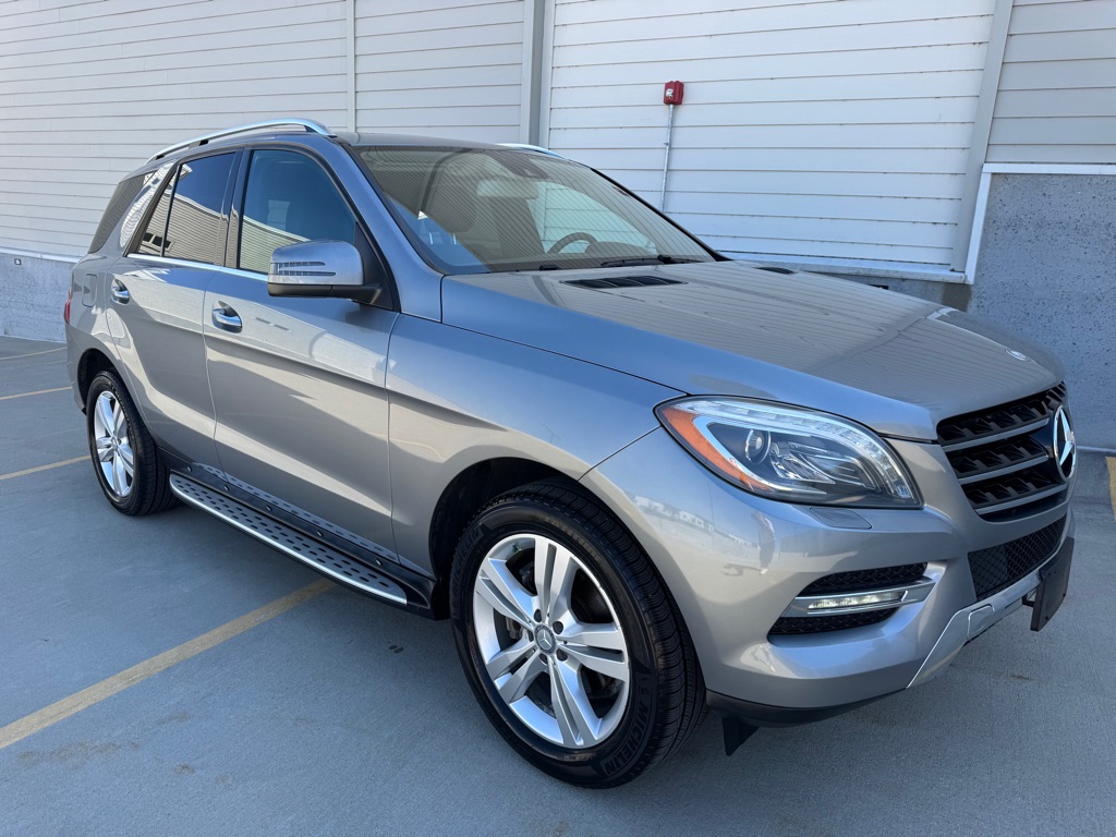 Gray 2013 Mercedes-Benz M-Class ML 350 4MATIC SUV / Crossover All-Wheel Drive Automatic