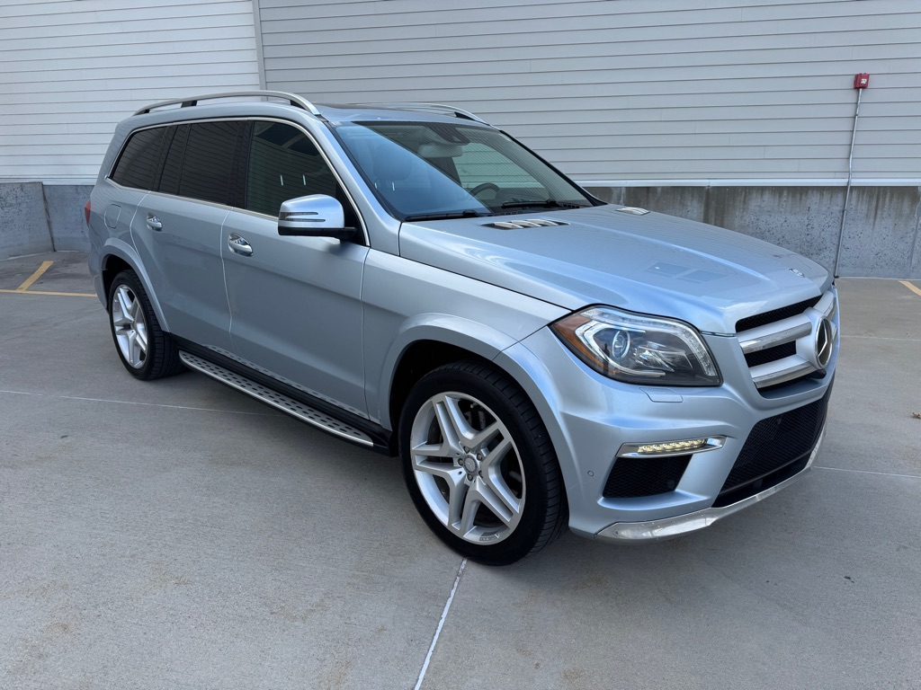 Silver 2016 Mercedes-Benz GL-Class GL 550 SUV / Crossover All-Wheel Drive Automatic