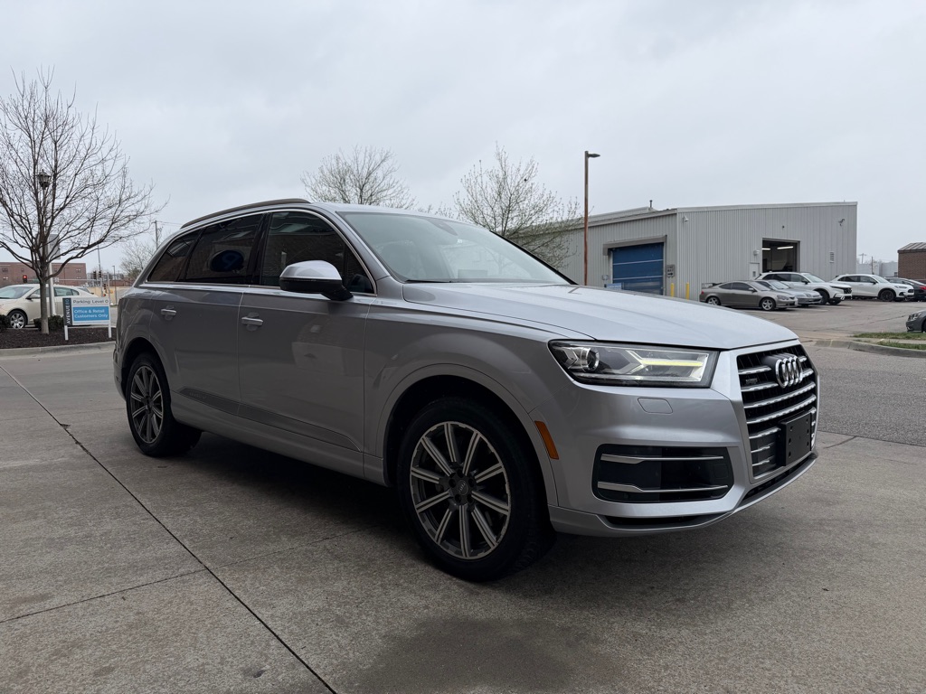 Silver 2019 Audi Q7 55 TFSI quattro Premium SUV / Crossover All-Wheel Drive Automatic