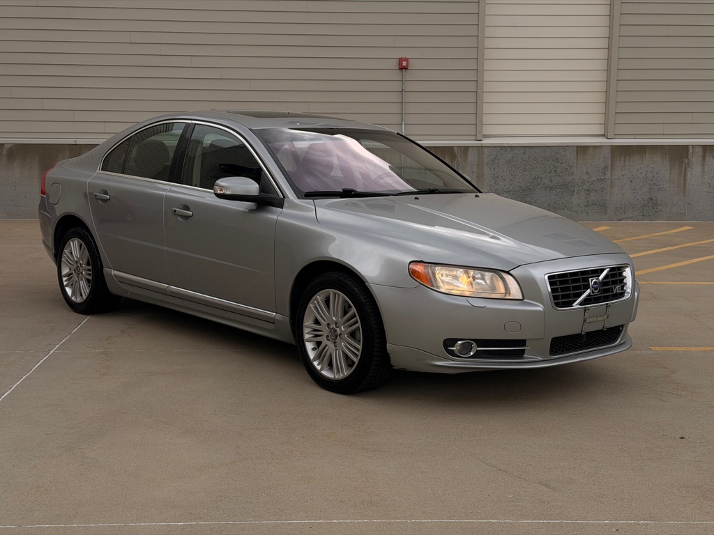 Silver 2008 Volvo S80 V8 AWD Sedan All-Wheel Drive Automatic