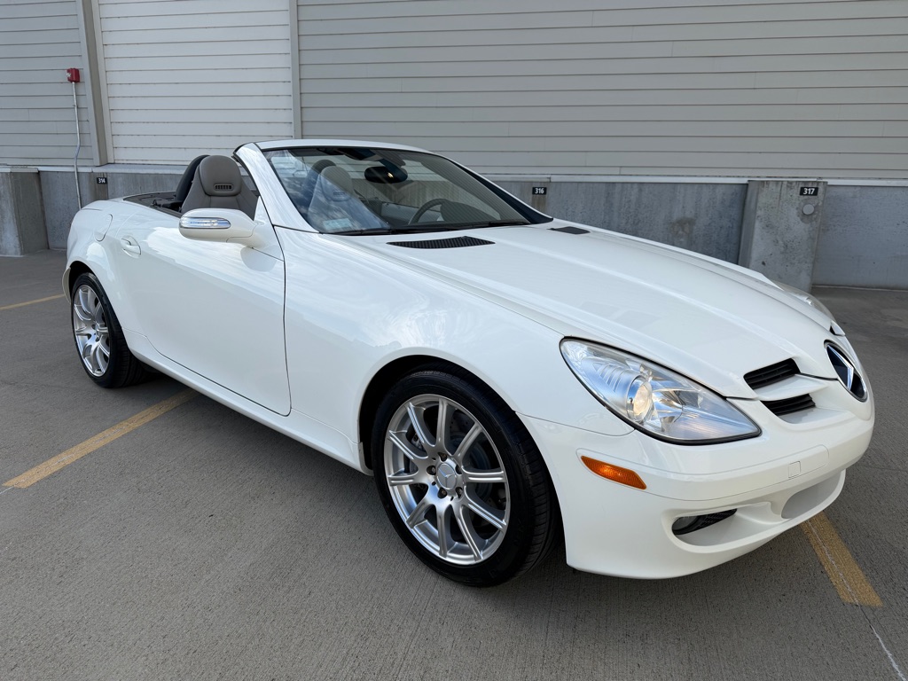 White 2006 Mercedes-Benz SLK Convertible Rear-Wheel Drive Automatic