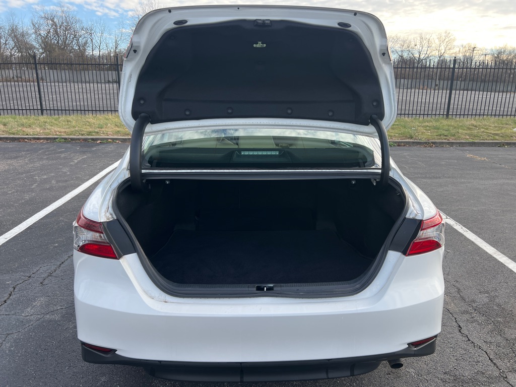 Photo 12 of this TOYOTA CAMRY