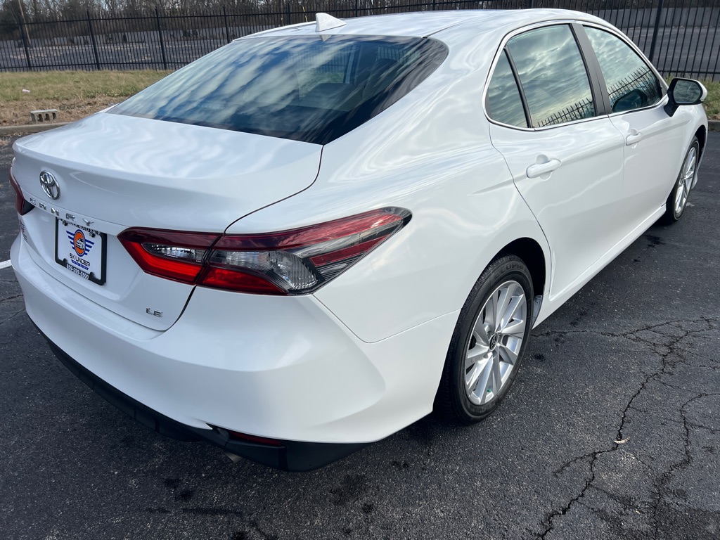 Photo 7 of this TOYOTA CAMRY