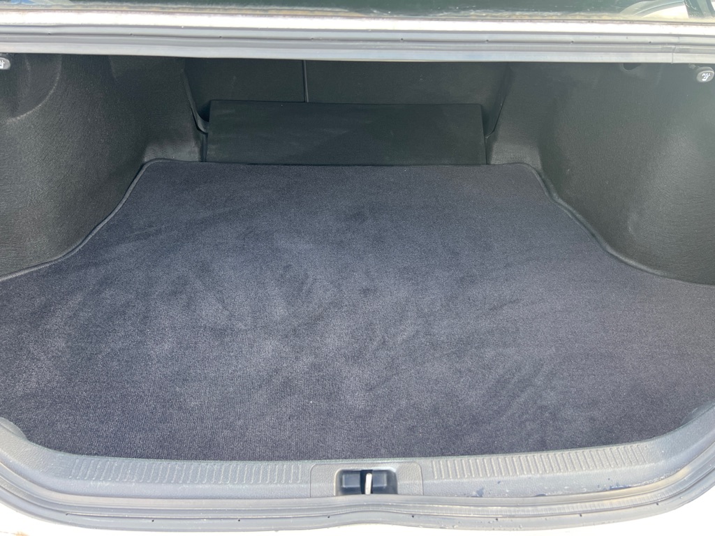 Photo 13 of this TOYOTA CAMRY