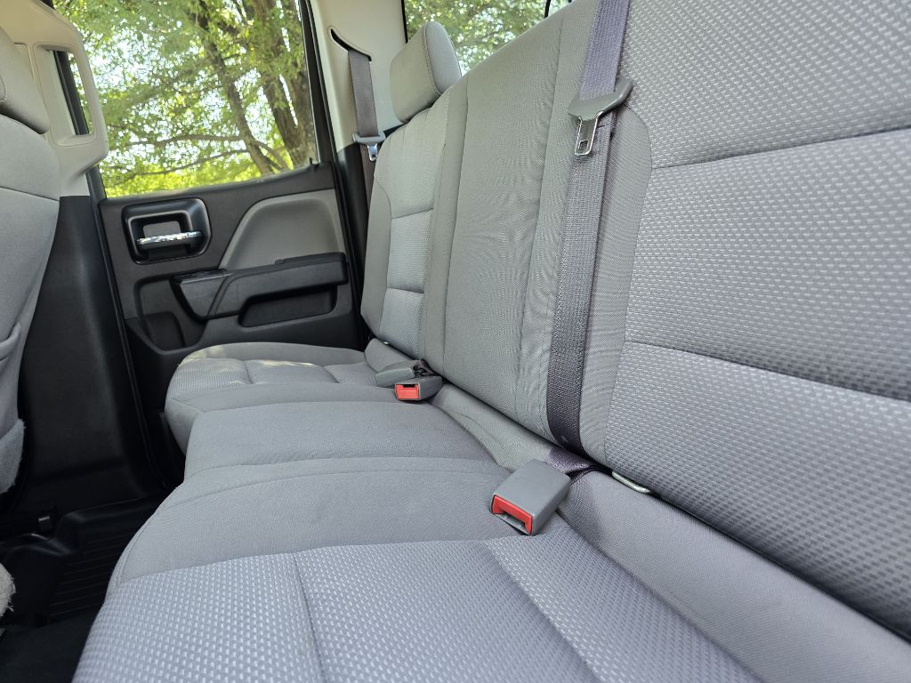 Photo 11 of this CHEVROLET SILVERADO 1500