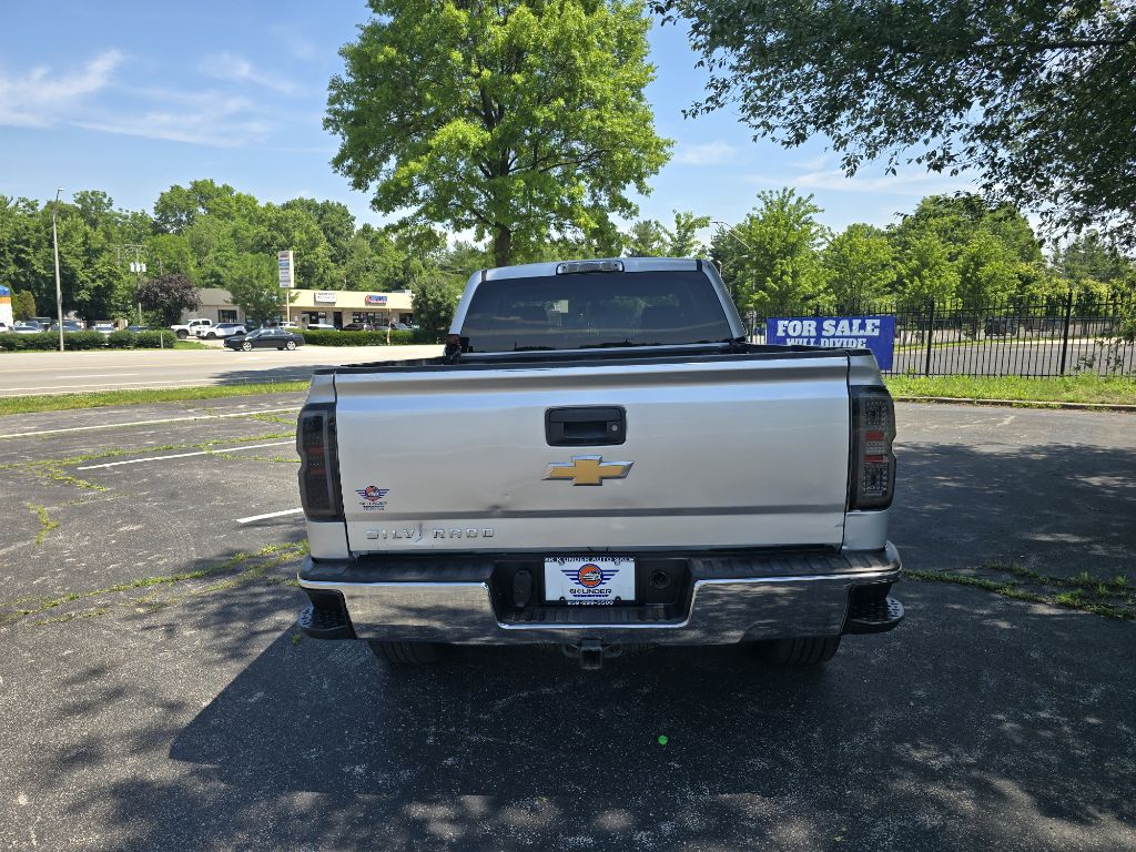 Photo 6 of this CHEVROLET SILVERADO 1500