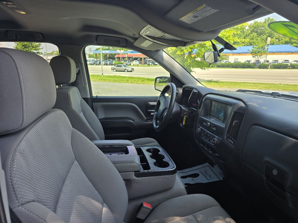 Photo 9 of this CHEVROLET SILVERADO 1500
