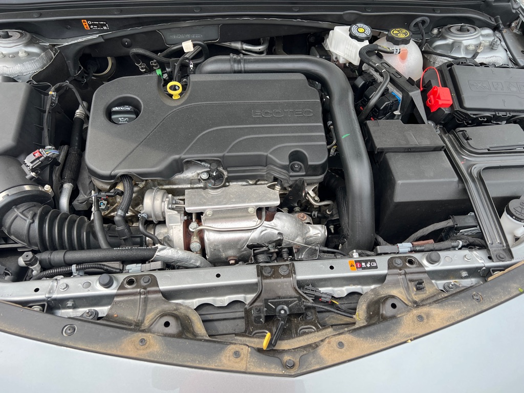 Photo 24 of this CHEVROLET MALIBU
