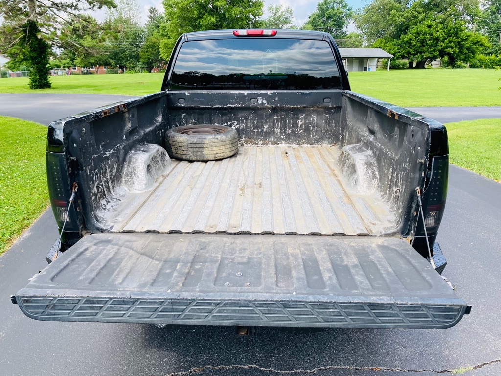 Photo 12 of this CHEVROLET SILVERADO 1500