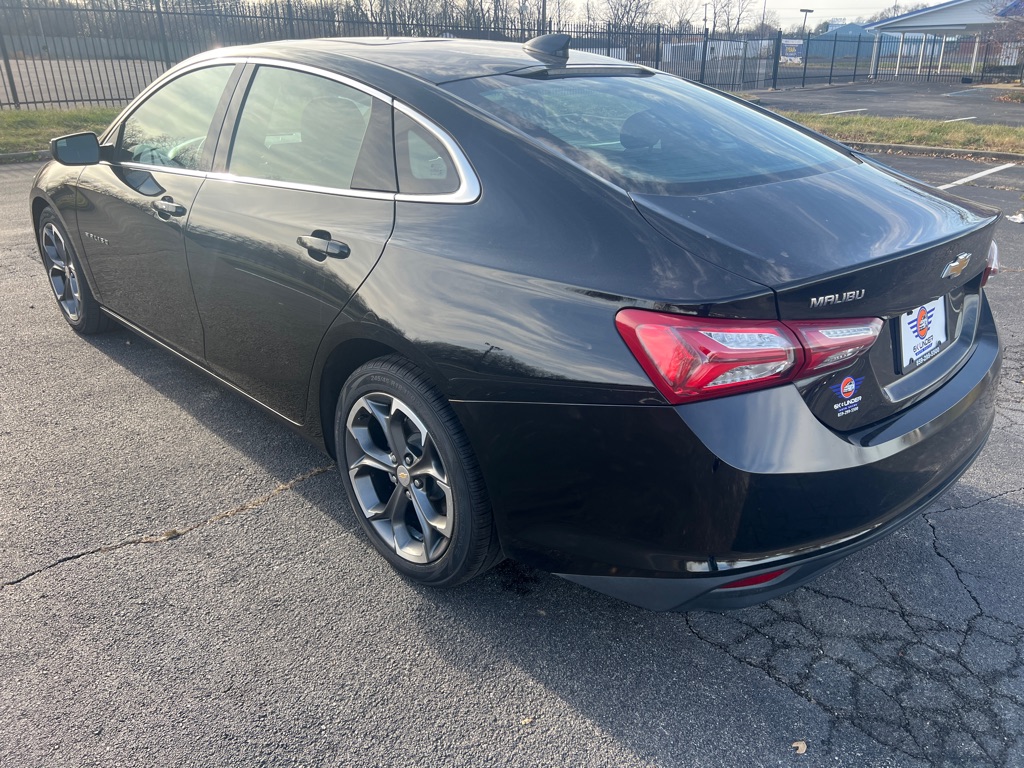 Photo 5 of this CHEVROLET MALIBU