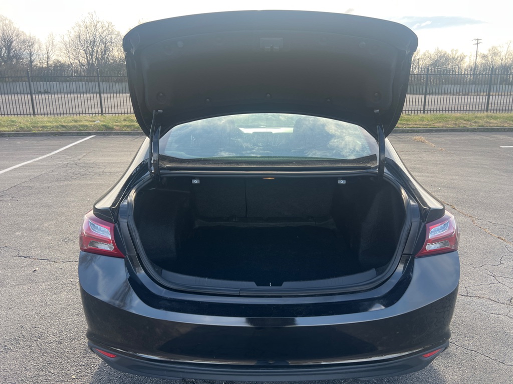 Photo 12 of this CHEVROLET MALIBU