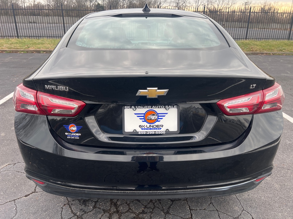 Photo 6 of this CHEVROLET MALIBU