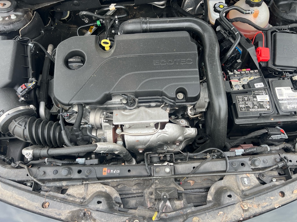 Photo 21 of this CHEVROLET MALIBU