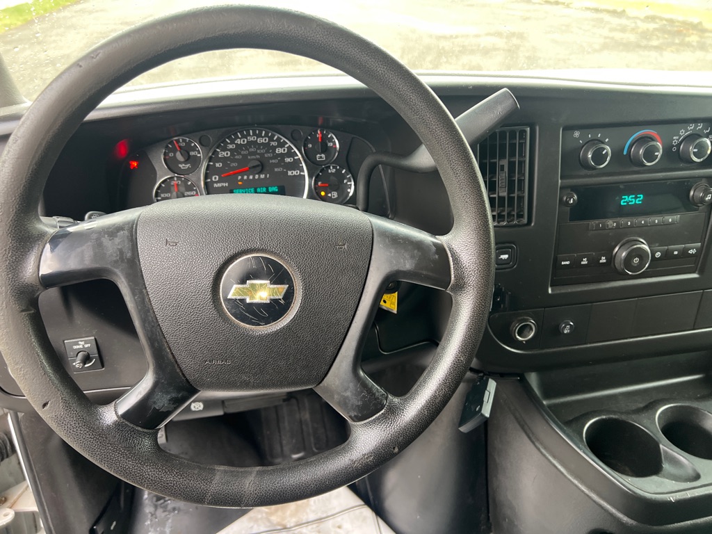 Photo 18 of this CHEVROLET EXPRESS G2500
