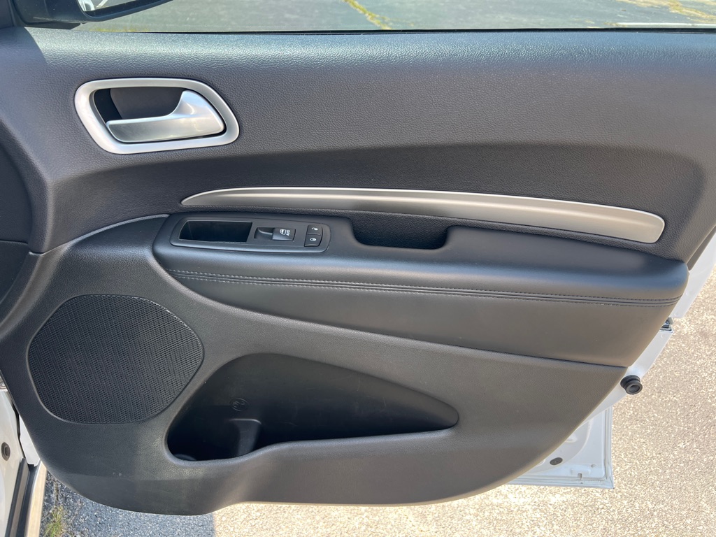 Photo 10 of this DODGE DURANGO