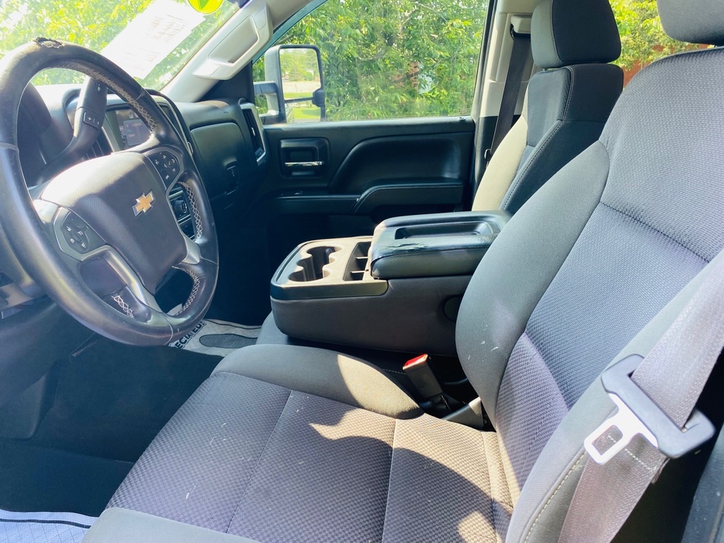 Photo 18 of this CHEVROLET SILVERADO 1500