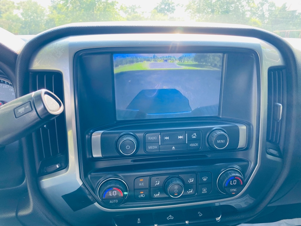 Photo 24 of this CHEVROLET SILVERADO 1500