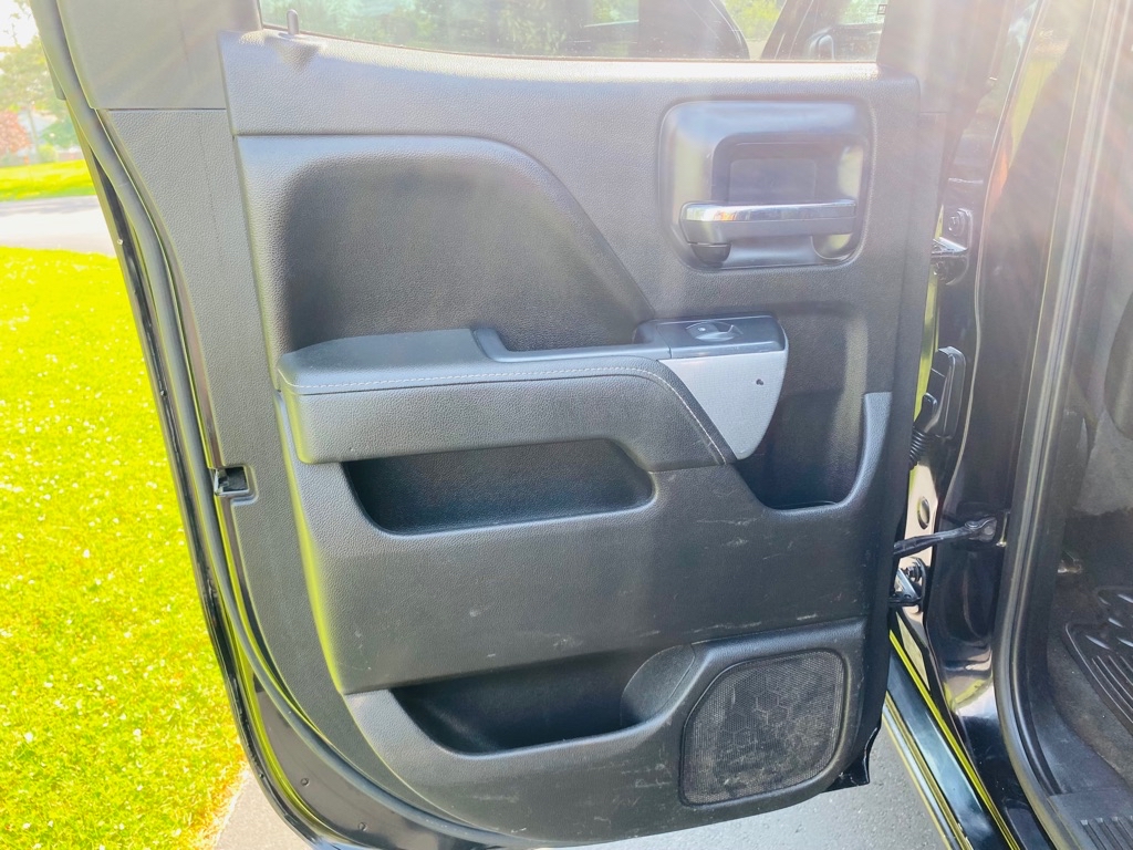 Photo 15 of this CHEVROLET SILVERADO 1500