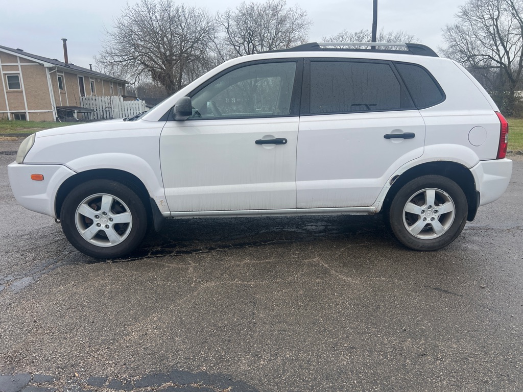 Photo 4 of this HYUNDAI TUCSON