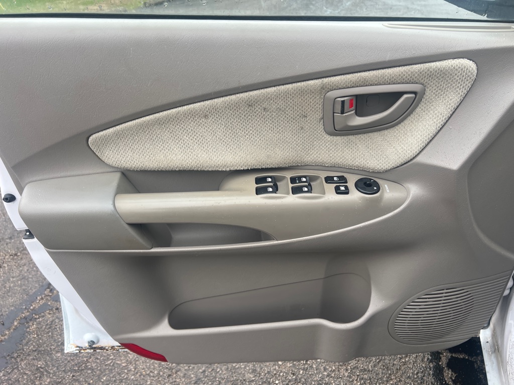 Photo 14 of this HYUNDAI TUCSON
