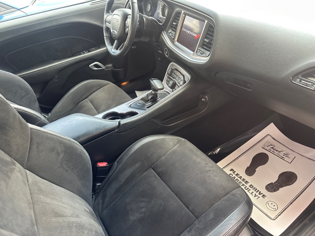 Photo 5 of this DODGE CHALLENGER